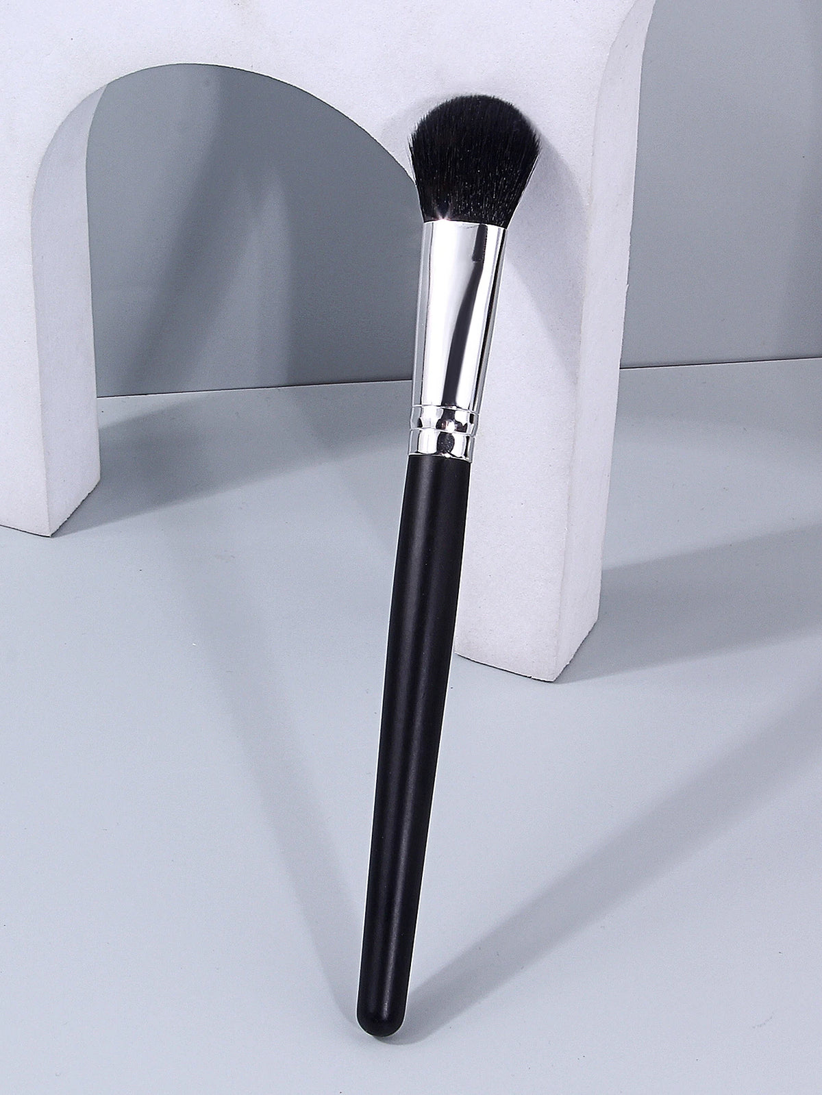 Multifunctional Blush Brush Facial Contour Makeup Brush Soft Head Blush Highlight Korean Cosmetics Women Facial Beauty Tools Vue