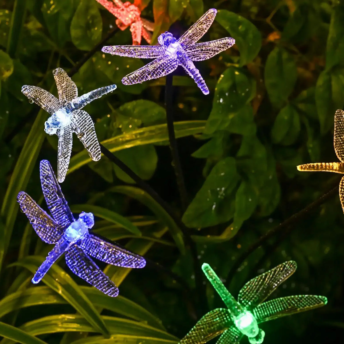 Solar Lights Outdoor Home Garden Decor Waterproof Holiday Dragonfly Stake Lights Christmas Decorations LED Fairy Lights Vue