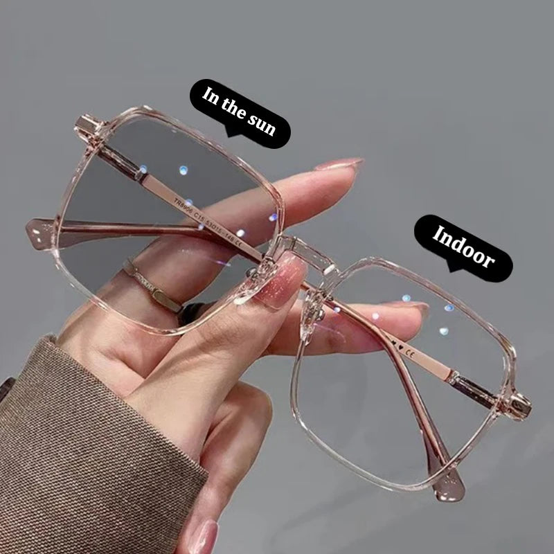 New Men Women Color Changing Eyeglasses Photochromic Glasses Anti Blue Glasses Anti UV Sunglasses Square Clear Frame Eyewear Vue