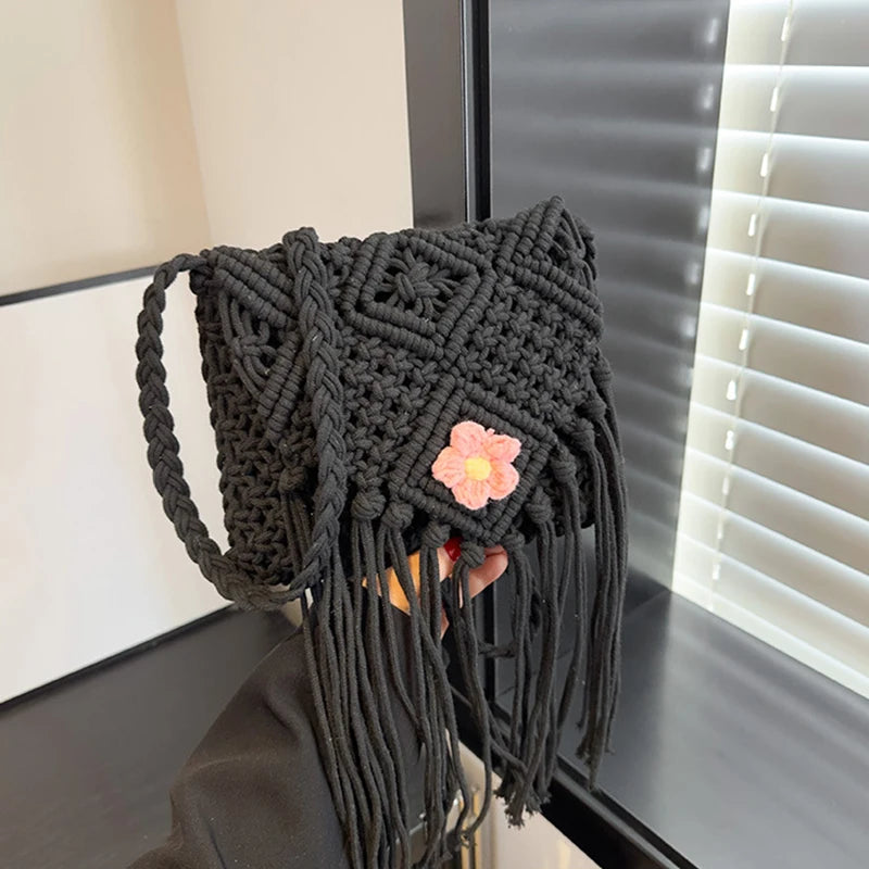 Summer Bags Women Handmade Tassel Beach Woven Handbags Vacation Vue black