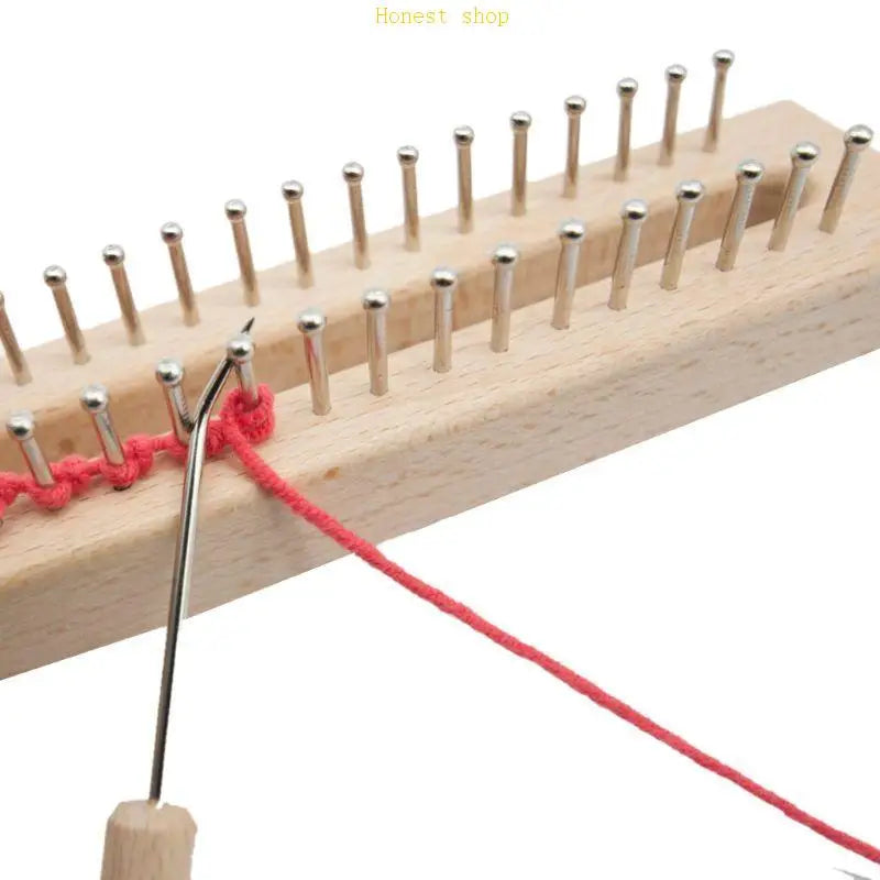 Wooden Knitting Loom Hook Set – Weaving Tool for Hats & Scarves Knitting Loom Hook Set Vue