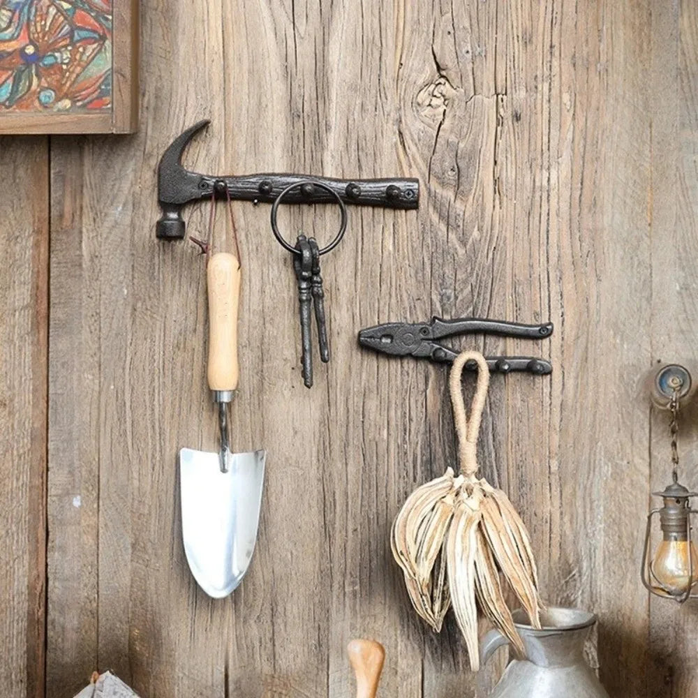 Creative Rustic Cast Iron Wall Hooks DIY Vintage Wall-Mounted Decor Shelf Iron Plier Shape Key Holder Craftsmen Vue