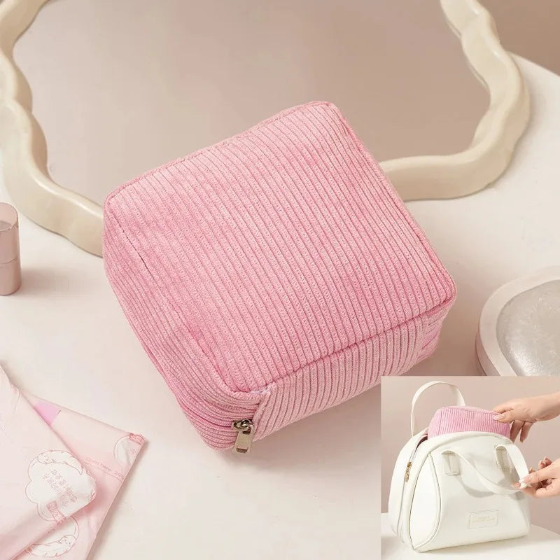 Multifunctional Mini Earphone Storage Pouch Sanitary Napkins Organizer Bags Women Portable Makeup Lipstick Travel Organizer Bag Vue