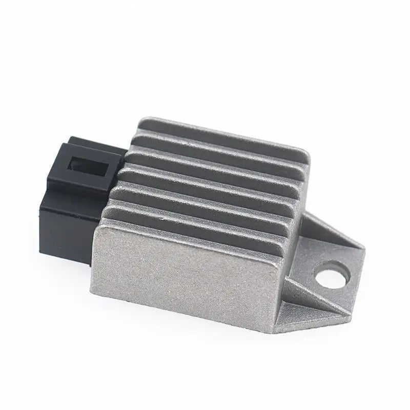 1Pcs 4 Pin Motorcycle Voltage Regulator Full Wave Rectifier For GY6 50 80 125 150CC Moped ATV Dirtbike Motocross Vue
