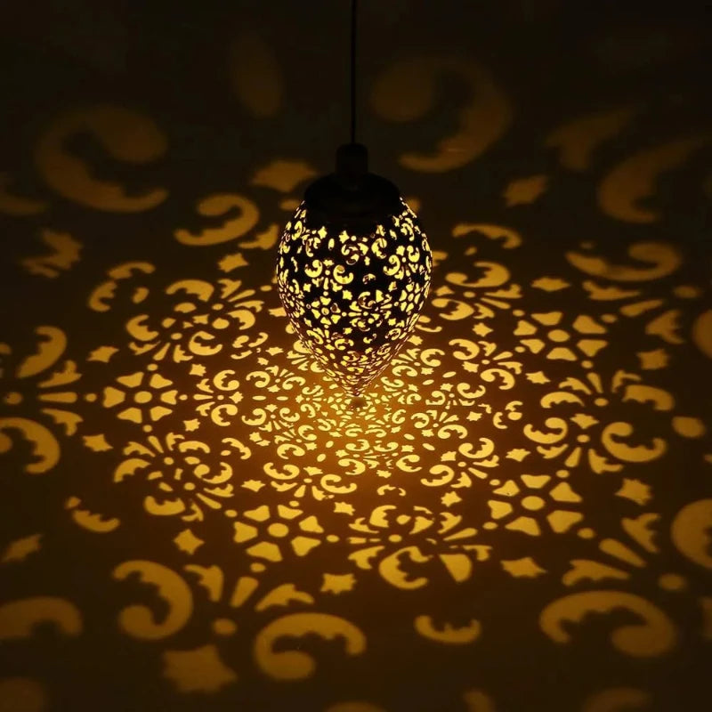 Outdoor Solar Light LED Moroccan Retro Hollow Projection Lamp Metal Waterproof Hanging Garden Light for Patio Pathway Yard Porch Vue