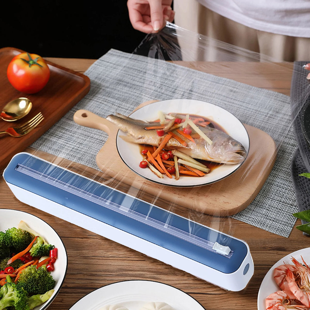 Plastic Wrap Dispenser with Slide Cutter Saran Wrap Dispenser Reusable Dispenser for Food Packaging in Restaurant for Cling Wrap Vue