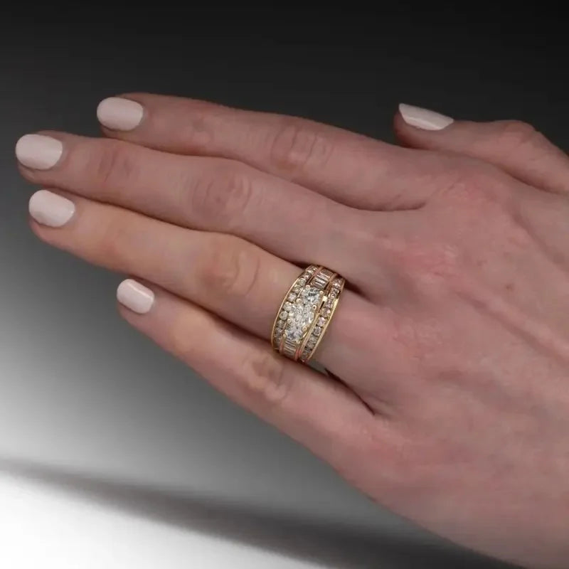 Huitan Women's Cubic Zirconia Engagement Ring | Wedding Band Engagement Ring Vue