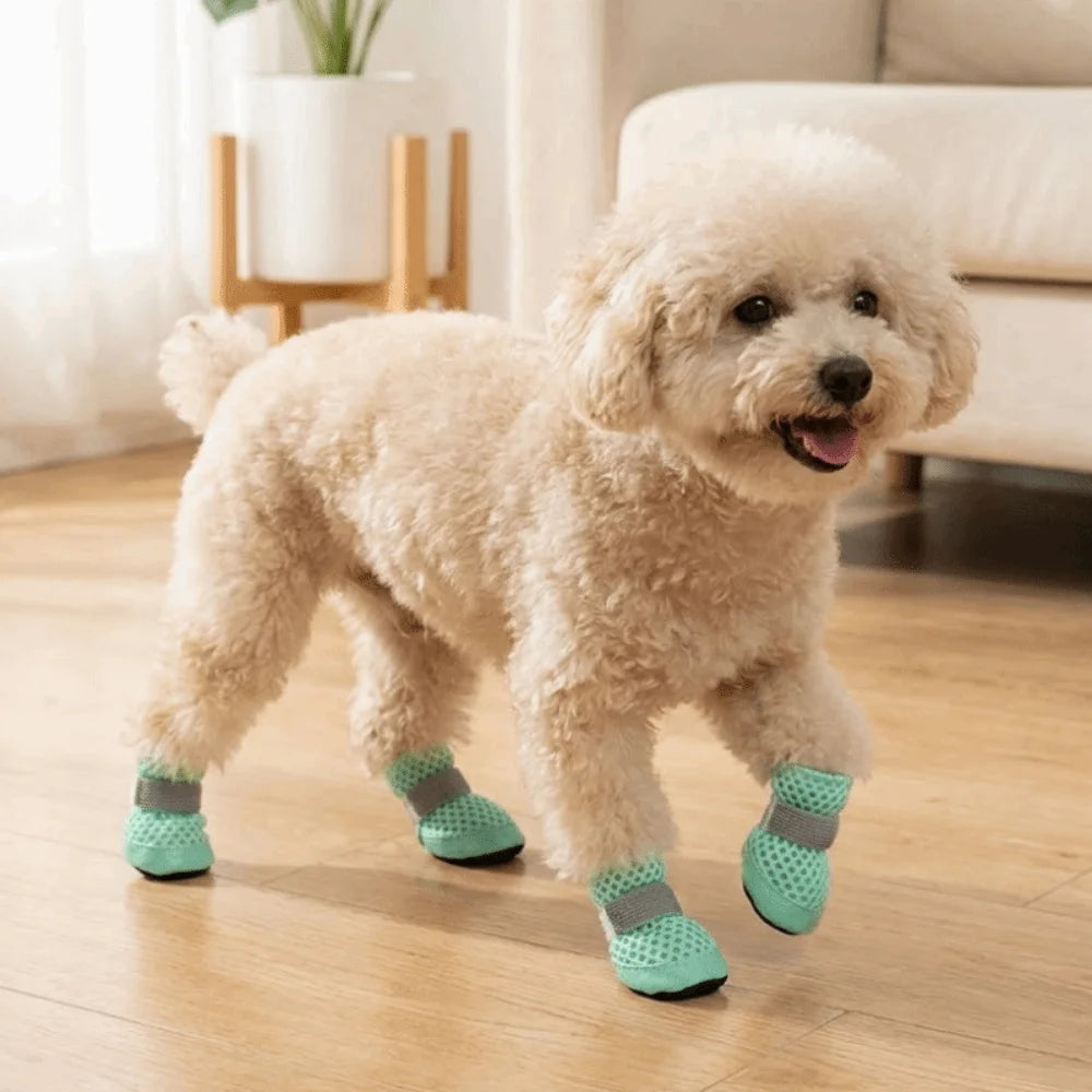 4PCS/SET Lightweight Breathable Dog Mesh Shoes Anti-Slip Wear Resistant Dog Foot Cover Comfortable Soft Puppy Boots Summer Walks Vue