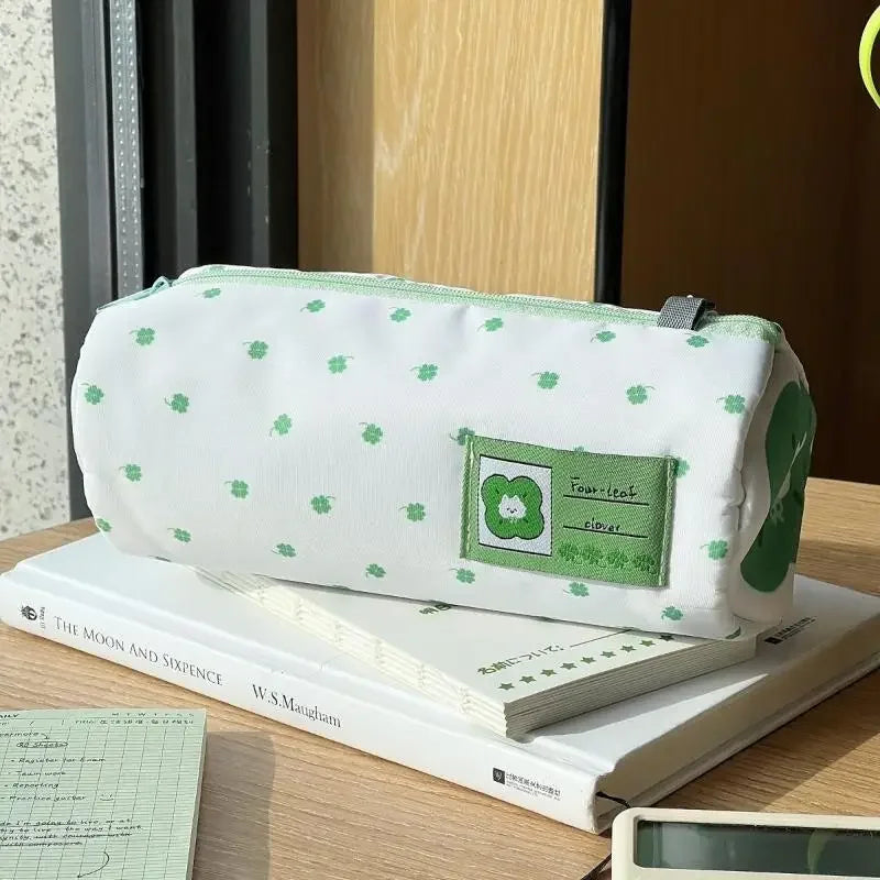 Cute & Sizeable Four-Leaf Clover Kitten Themed Organizer for Pencils and Cosmetics - Perfect for Travel, School, Office Vue