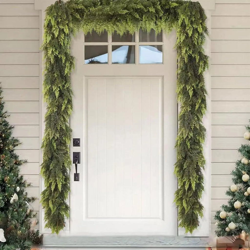 1.5m/1.8m/2.7m Christmas Garland Artificial Greenery Garland Winter Pine Garland for Table Mantle Wall Indoor Outdoor Decoration Vue