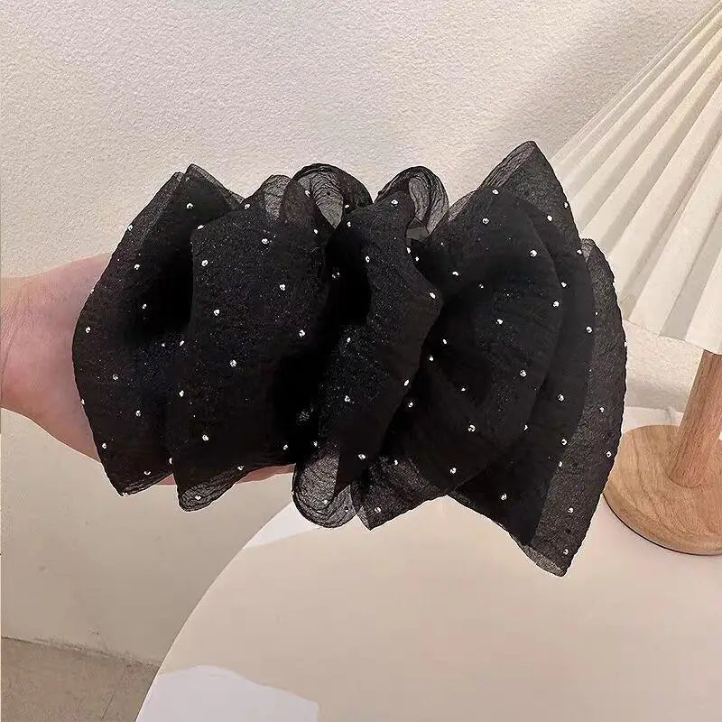 Beautiful Black Mesh Flower Hair Clip for Women Shark Grip Claw Ideal for Parties and Formal Occasions Vue A10 one size