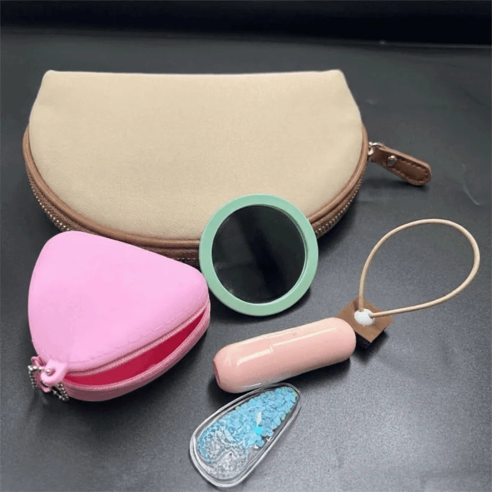 Fashion Candy Color Silicone Coin Holder Triangle Shape Portable Mini Coin Purse Zipper Closure Protective Earphone Bag Girls Vue