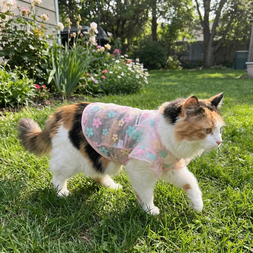 Thin Breathable Cooling Dog Vest Flying Sleeves Sunproof Cat Mesh T Shirt Lightweight Floral Print Dog Sunscreen Clothing Summer Vue