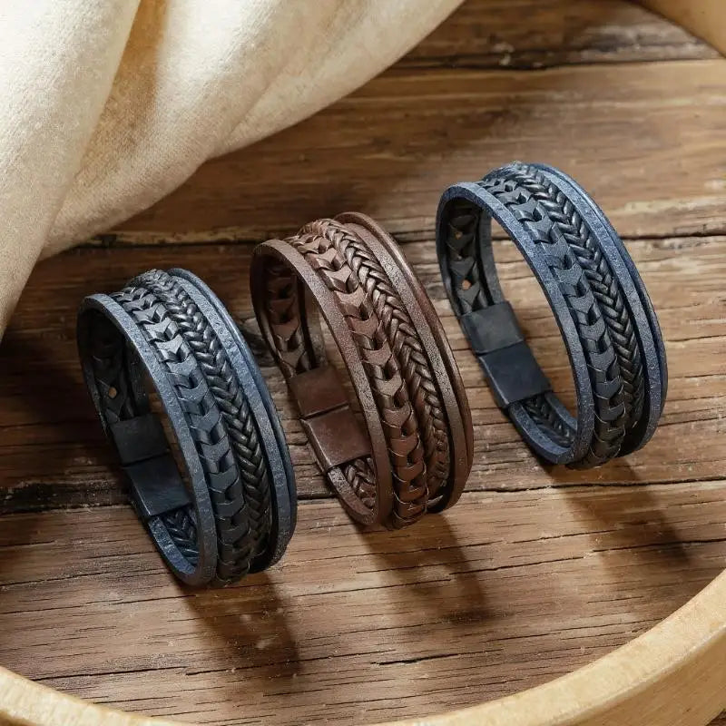 Trendy Men's Accessories Alloy Magnetic Buckle Multi Layer Retro Leather Rope Braided Bracelet Bracelet Fashion Dressing Vue