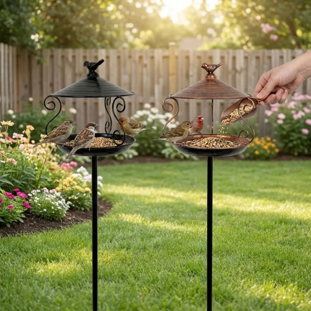 Weatherproof Standing Bird Feeder Iron Art Large Capacity Wild Feeding Station Anti-leakage Retro Style Bird Water Drinker Vue