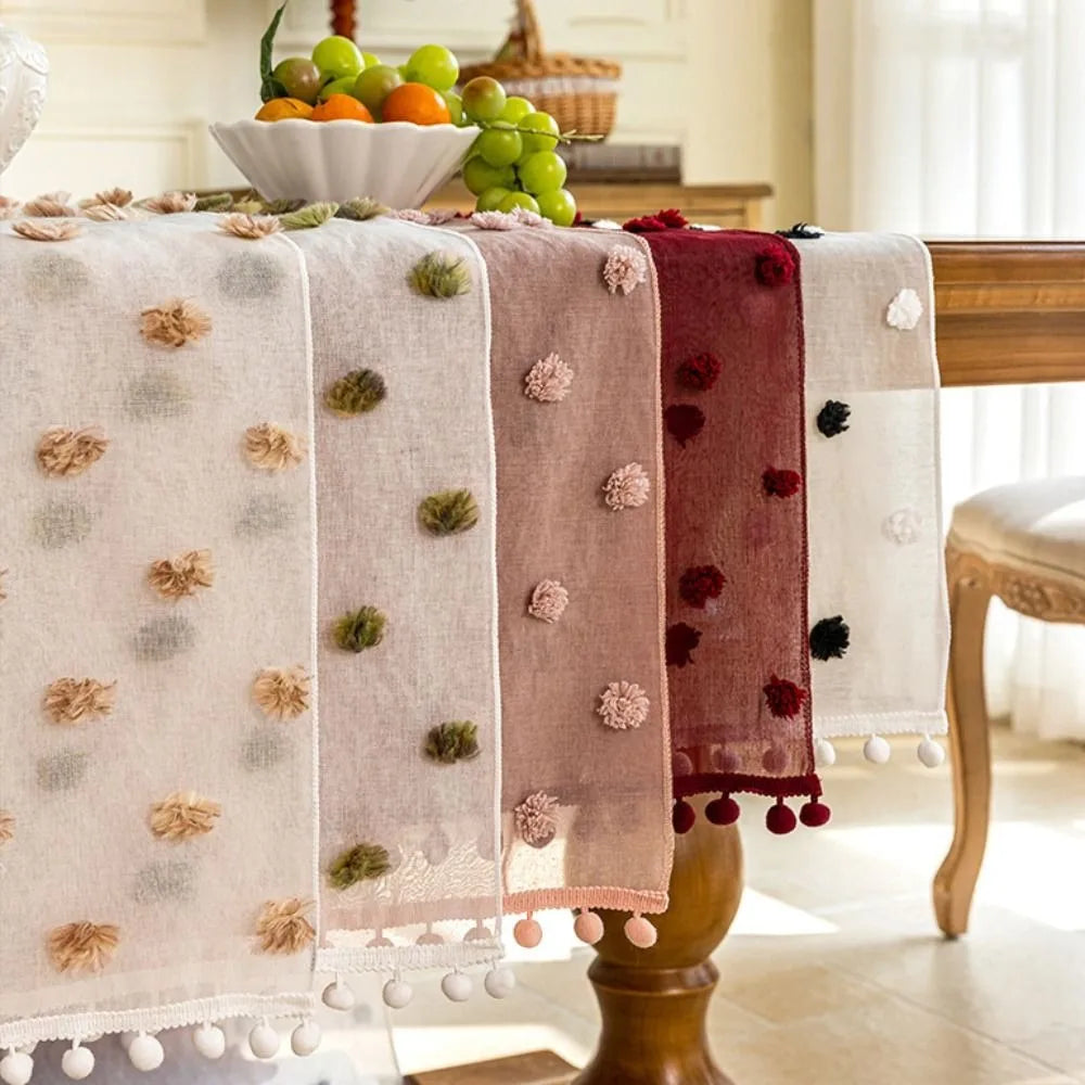 INS Style Nordic Style Lace Table Runner Gauze Rectangular Table Linen French-style with 3D Pom-poms Bookcase Cover Party Vue