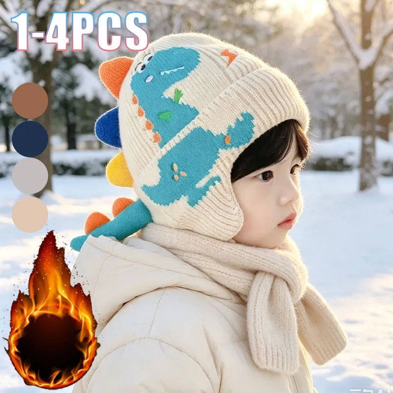 1-4PCS Cute Dinosaur Pattern Earflap Beanie for Boys Girls Knitted Fleece Lined Warm Winter Hat with Pom Pom for Snow Skiing Vue