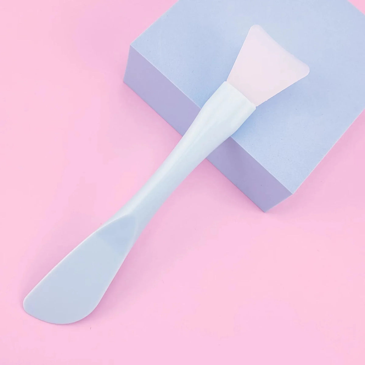 Silicone Facial Mask Brush DIY Film Adjusting Beauty Tool Soft Head with Scraper Integrated Dual-use Mud Film Brush wholesale Vue A0064-Blue 1pcs