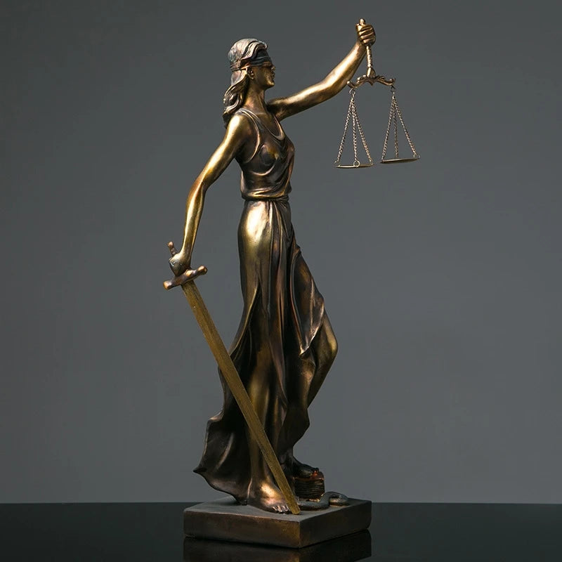 Greek Justice Goddess Sculpture Antique Bronze Scales Law Statue For Lawyer Office Desk Centerpiece For Law Students Decor Gift Vue