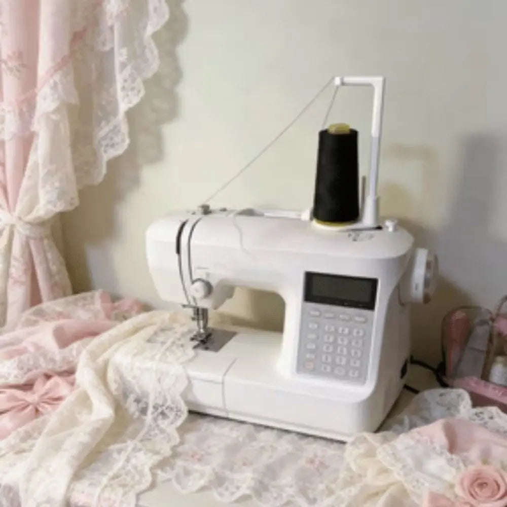 3D Printed Sewing Machine Thread Stand Anti-Winding Creative Vertical Spool Rack Universal Durable Anti-Tangle Thread Guide Vue