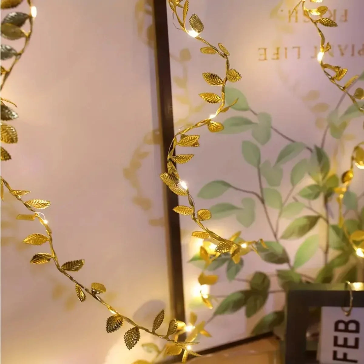 1PC 2M 20LED Golden Tiny Leaves Fairy Light Battery Powerd Led Copper Wire String Lights for Wedding Home Party DIY Xmas Decor Vue