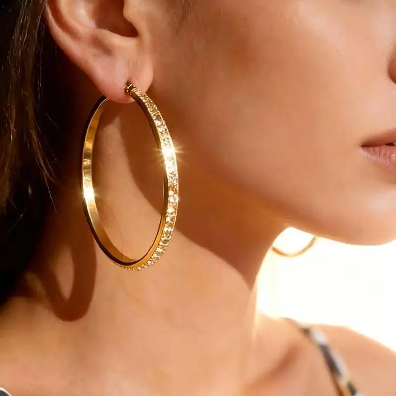 Elegant Small Earrings Set for Women Metal Circle Drop Design for Casual Outfits Vue