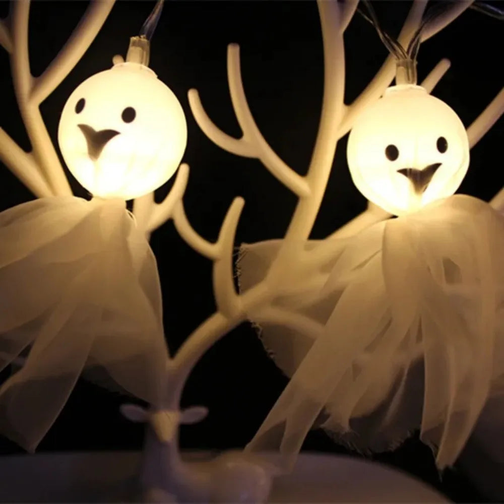 Halloween Themed Ghost Fairy Lights, Lights with Tulle Skirt Ghost, Pumpkin and Skull for Indoor Party, Home and Wall Decoration Vue
