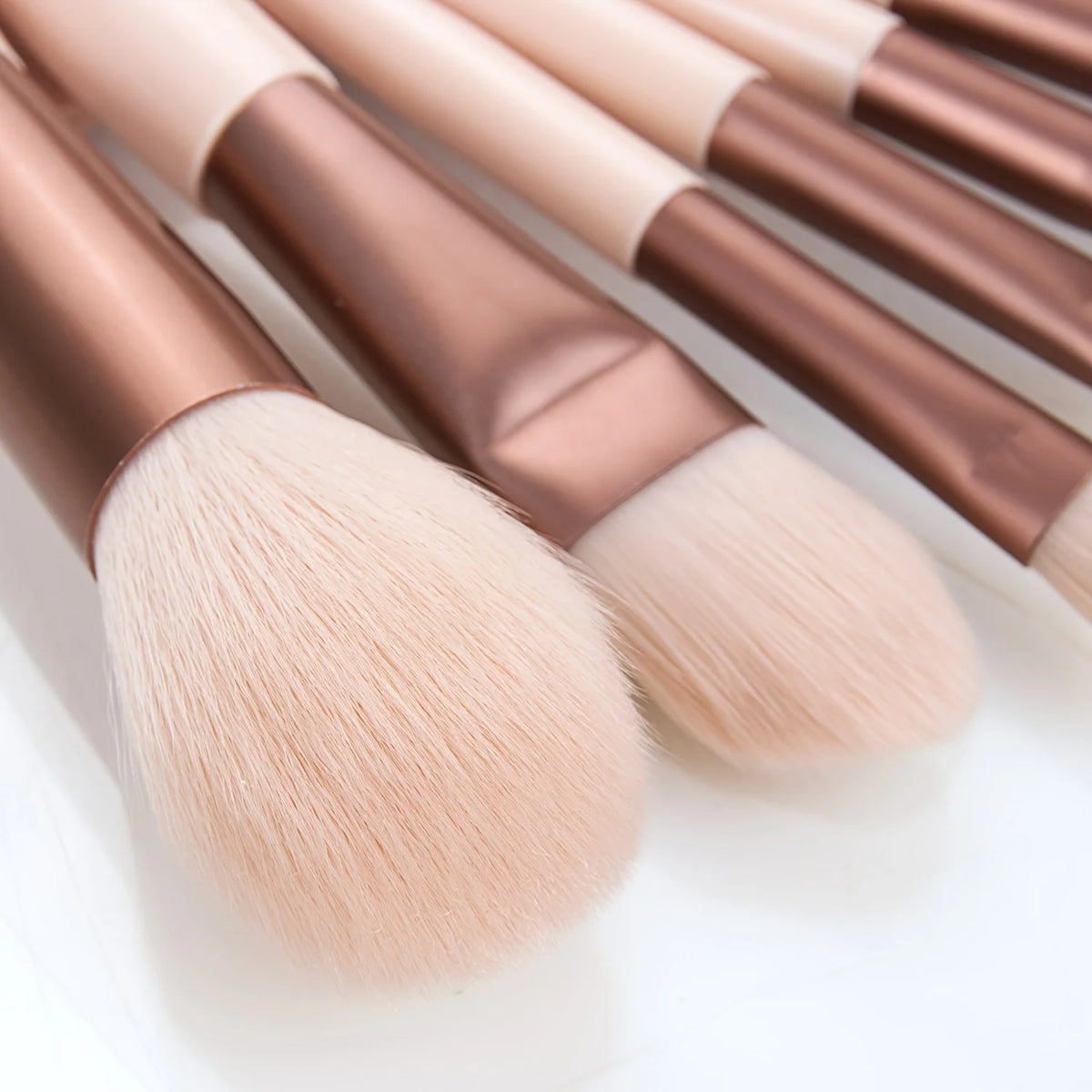 8PCS Makeup Brush & 2 Sponge Set - Vegan Soft Bristles for Foundation/Blush/Eyeshadow, Travel & Home Use Vue