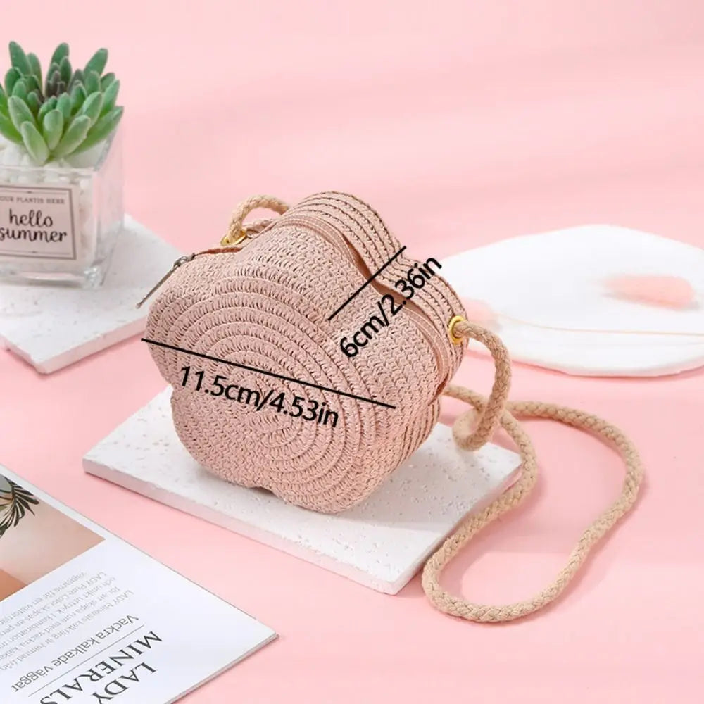 Woven Straw Shoulder Bags Flower Cute Coin Purse Lightweight Travel