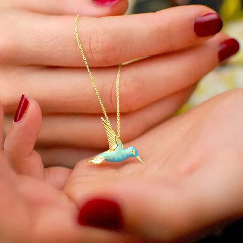 Huitan Enamel Bird Pendant Necklace – Blue Green Women's Gift Pendant Necklace Vue