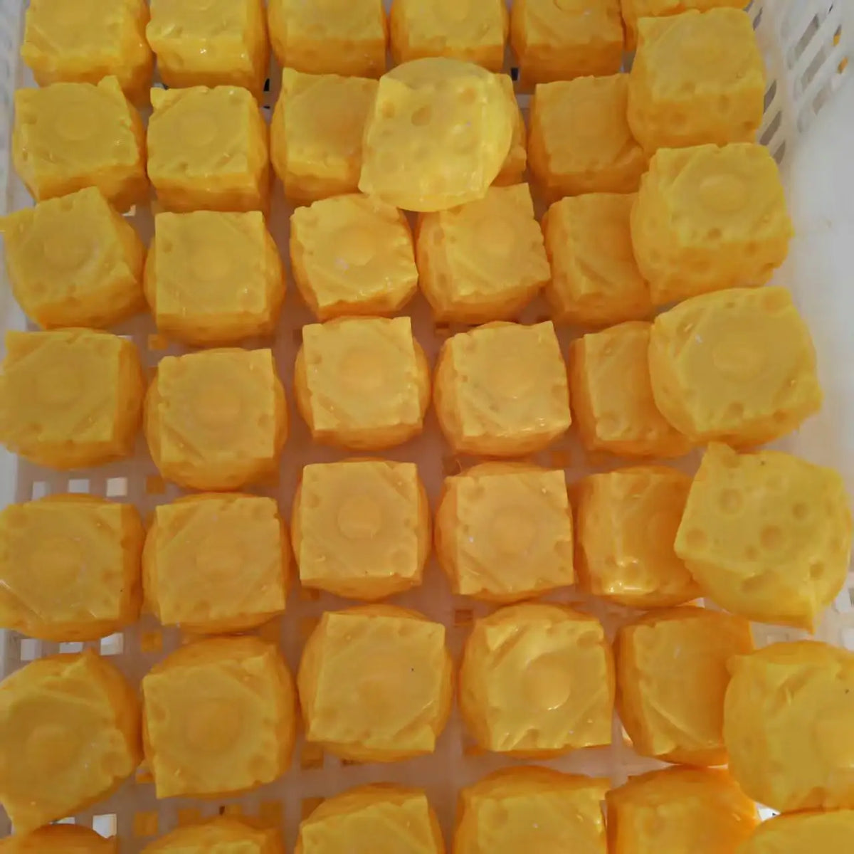 Crunchy Squishy lemon Mango crackle sound Squeeze Toy Crispy Cheese Fidget Squishy Toy Handmade Blocks Filled ASMR for Adult Vue