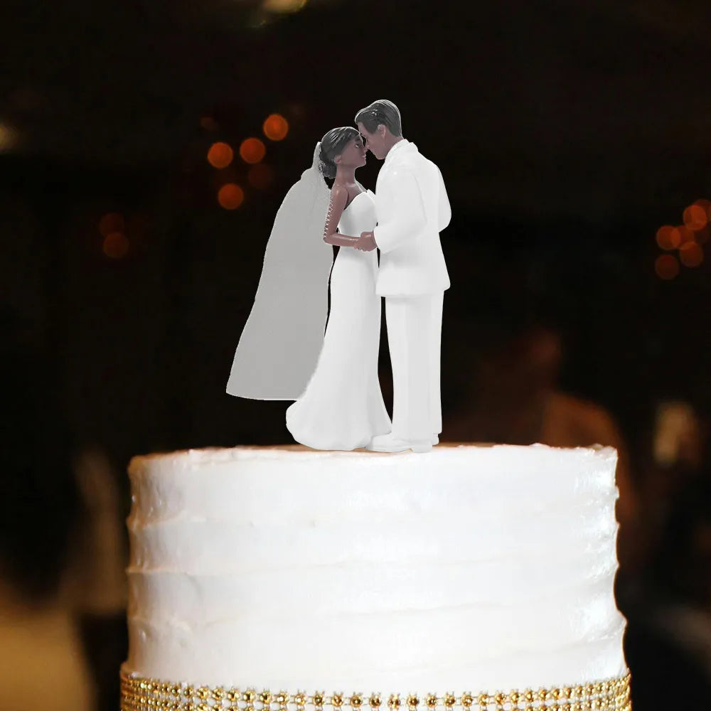 Anniversary Decoration Couple Wedding Cake Topper Elegant White/Black Cake Toppers Dolls PVC Creative Bride & Groom Figurines Vue