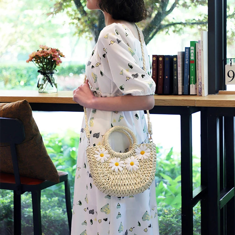 Fashion Hand-woven Straw Beach Bags Women Handmade Moon Basket