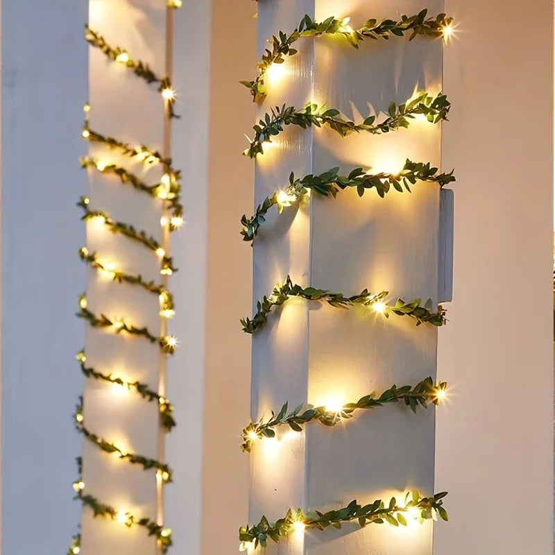 Hanging Green Vine LED Fairy String Lights, Artificial Ivy Decor Lights for Bedroom Patio Wedding Party Indoor Outdoor Decor Vue