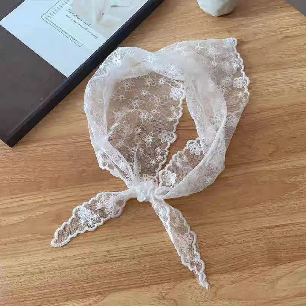 Cloth Lace Design Headscarf Triangular Shape Lightweight Fabric