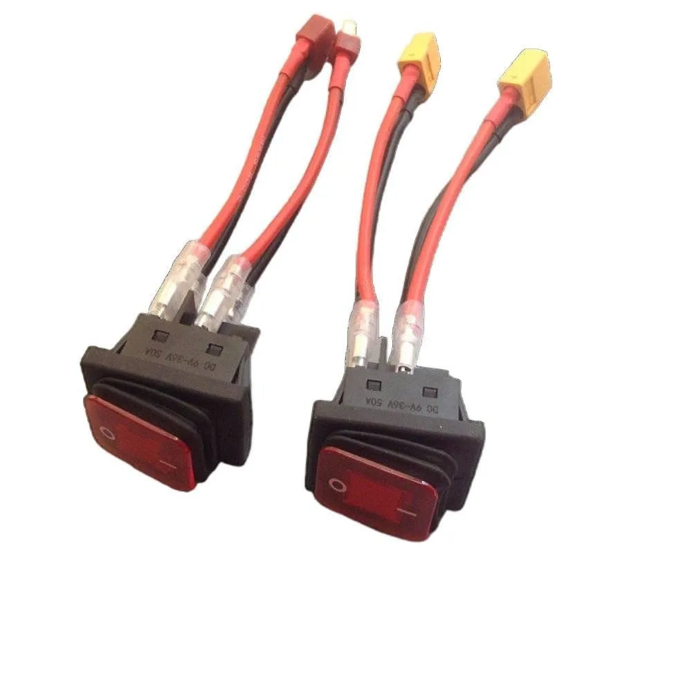 1PCS 9-36V T/XT60 Plug Waterproof Power Switch 4-pin 2-position 50A Large Current Silver Contact Point Power Switch with Red LED Vue
