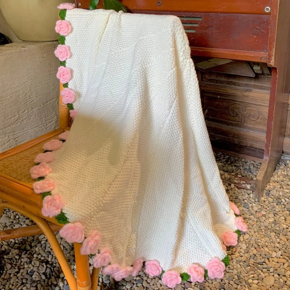 Handmade Gift Crochet Rose Bouquet Blanket Finished Soft Rose Nap Blanket Fashion Flower Hugging Blanket Valentine's Day Vue