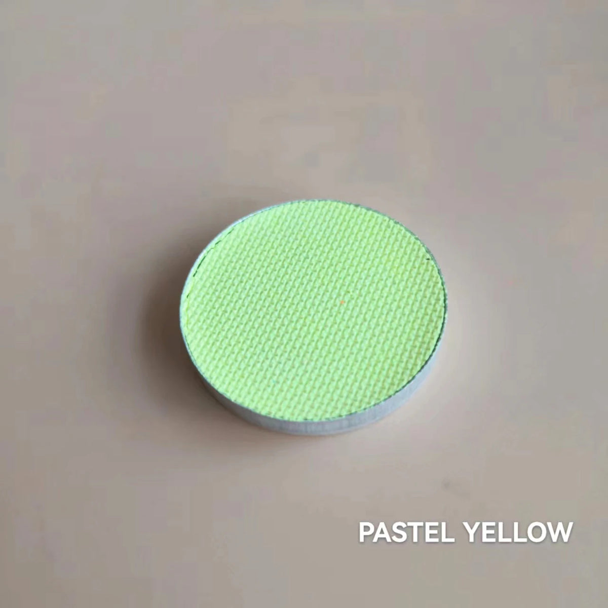 Makeup Pigment Paint Pastel Neon UV Hydra Eyeliner Cosmetics Vegan Eye Cake Liner 3g Vue pastel yellow China Mainland