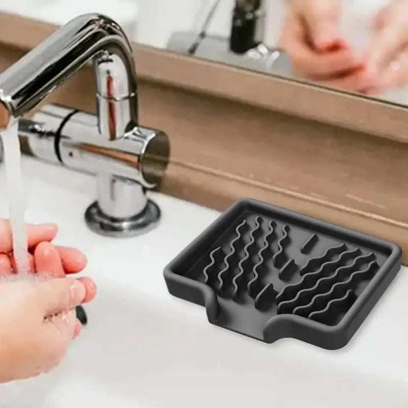 Silicone Self-Draining Soap Dish & Sponge Tray Organizer Silicone Soap Dish Vue