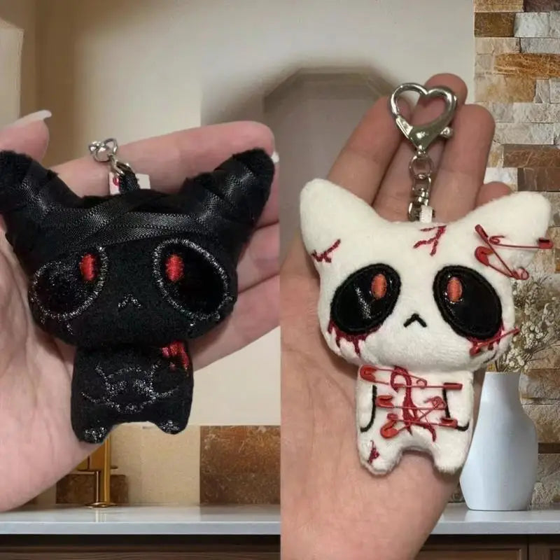1/2 Pack Spooky Halloween Plush Keychain, Eerie Bloody Beast Figurine Charm, Gothic Fearful Bag Adornments, Couple Present Vue