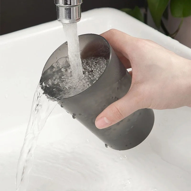 4pcs Solid Color Mouthwash Cup, Simple Toothbrush Cup, Plastic Mouthwash Cup, Bathroom Accessory Vue