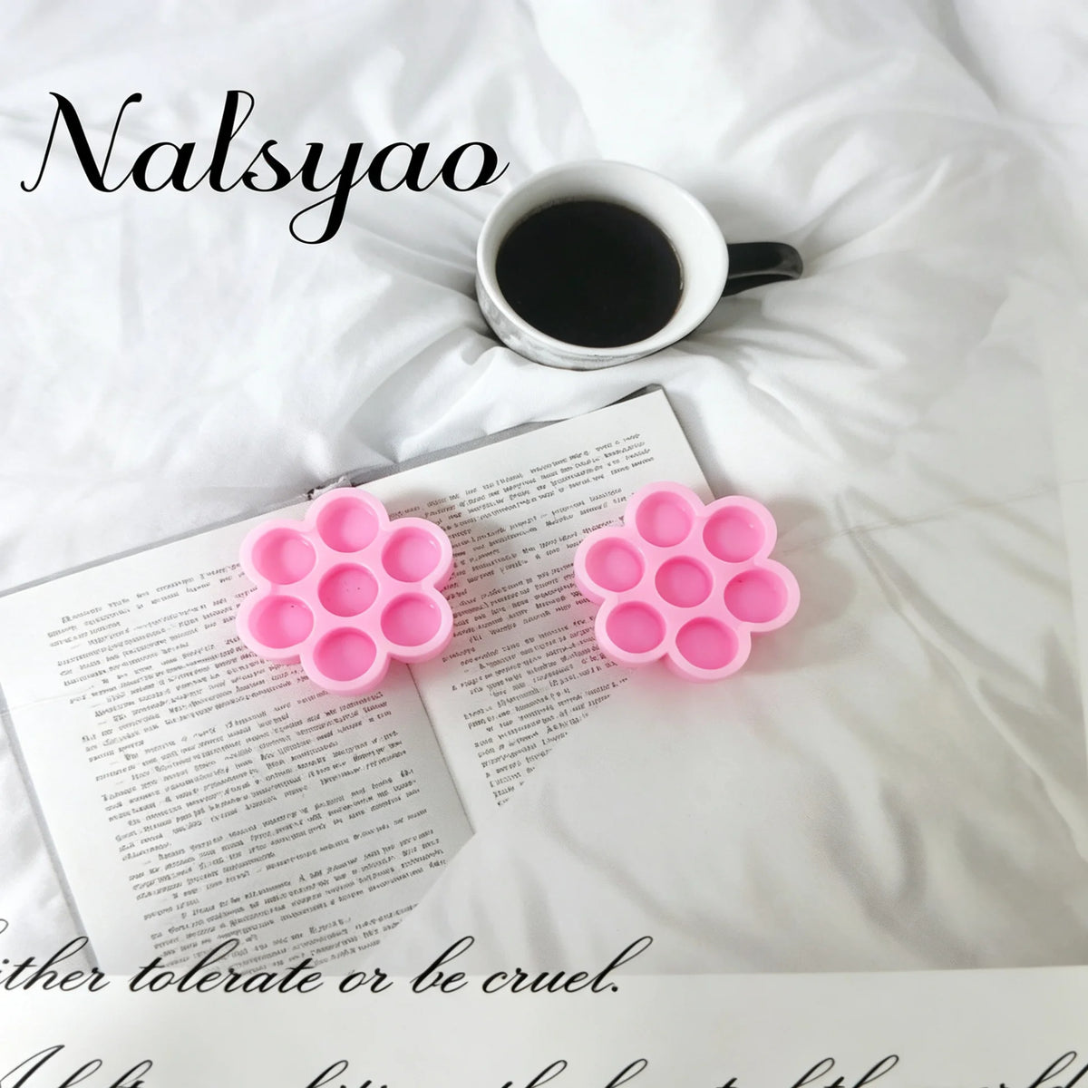 100PCS False eyelash tool accessories eyelash flower cup mini cute flower cup plastic portable eyelash powder flower cup wreath Vue