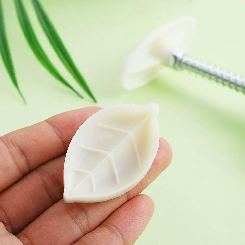 30g Oriental Leaf Shaped Hand Press 3D Baking Cookie Stamp Cutter Mooncake Mold Moon Cake Mould Ma'amoul Form Vue