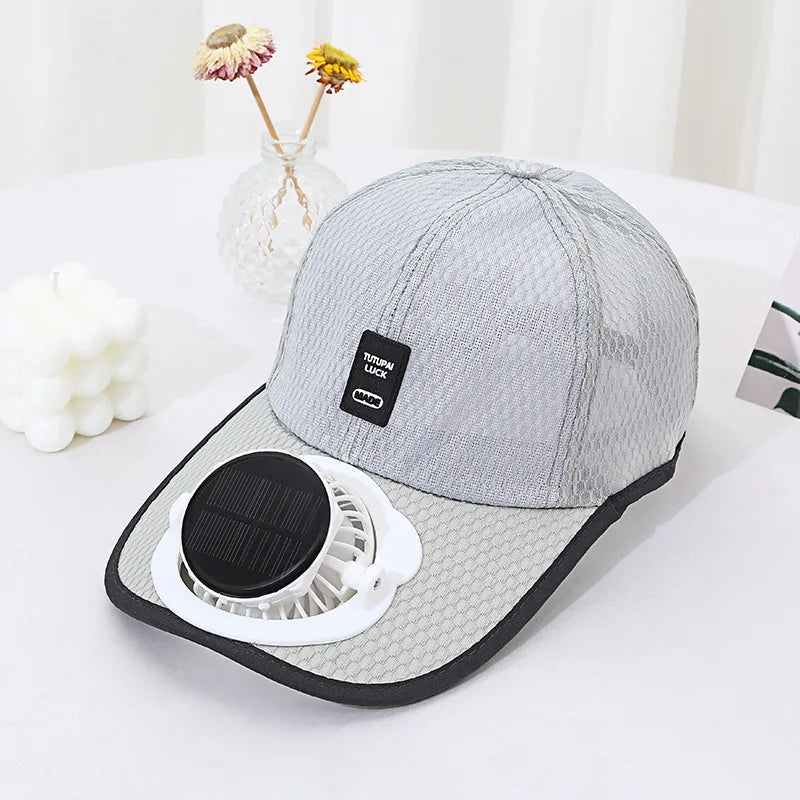 Baseball Cap with Charging Fan Solar Powered Summer Mesh Sun Hat for Men Women Outdoor Breathable UV Protection Cooling Headwear Vue Light Grey