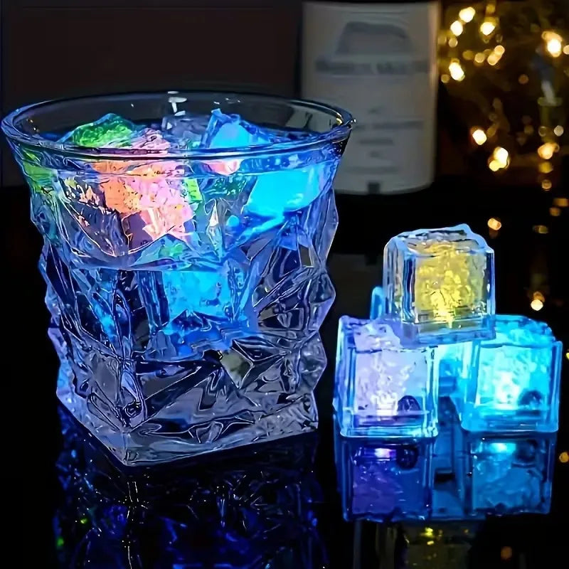 Reusable LED Light-Up Ice Cubes with Color-Changing Modes Waterproof Flashing for Drinks Parties Bars and Home Decor Vue