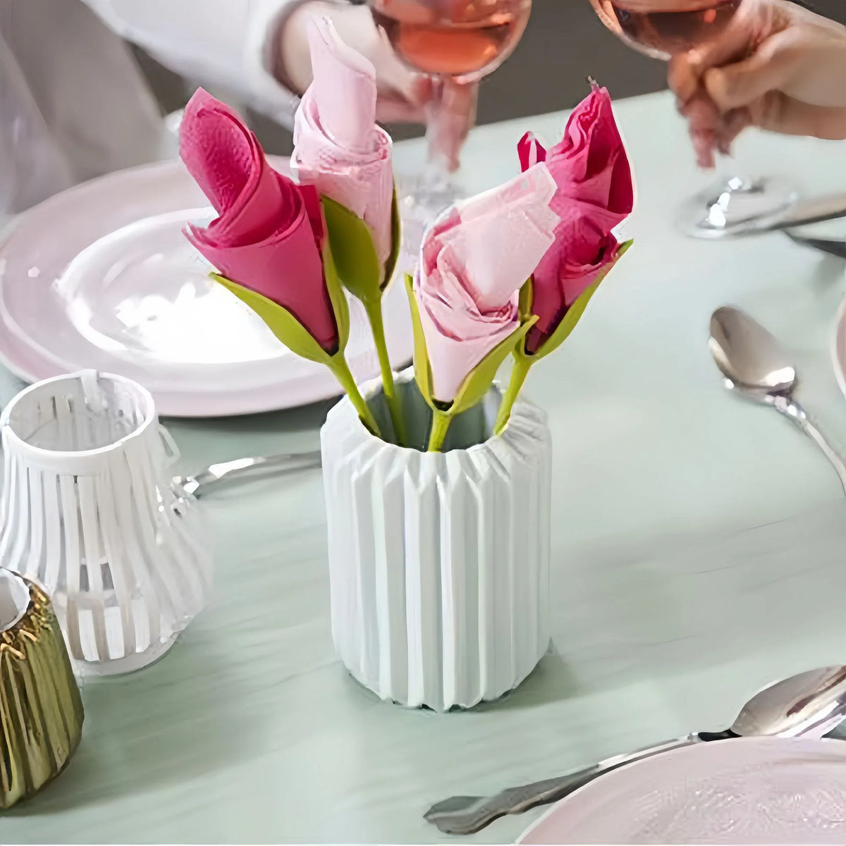 1-32PCS Floral Napkin Perfect Centerpiece for Wedding Tables Stylish Everyday Dining Decor Accessories Durable for Home Kitchen Vue