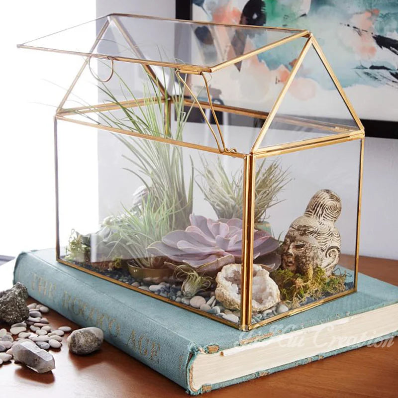 Geometric Glass House / Handmade Glass Terrarium / Modern Planter for Indoor Gardening / Desktable Vase / Stained Glass Box Vue
