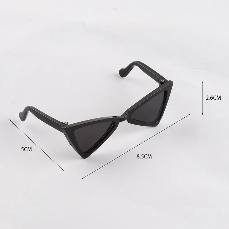 Pet Sunglasses Cat Glasses Pet Trendy Accessories Cool Creative Triangular Dog Glasses for Small Dog Cat Pet Decoration Vue