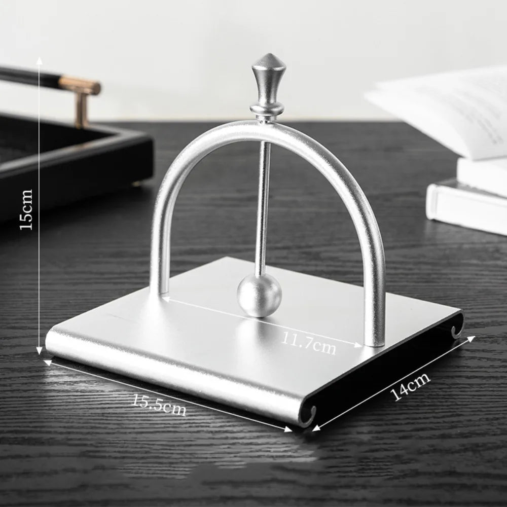 Retro Square Tissue Holder Creative European Style Aluminum Napkin Stand Smooth Light Luxury Tabletop Tissue Rack Vue Silver