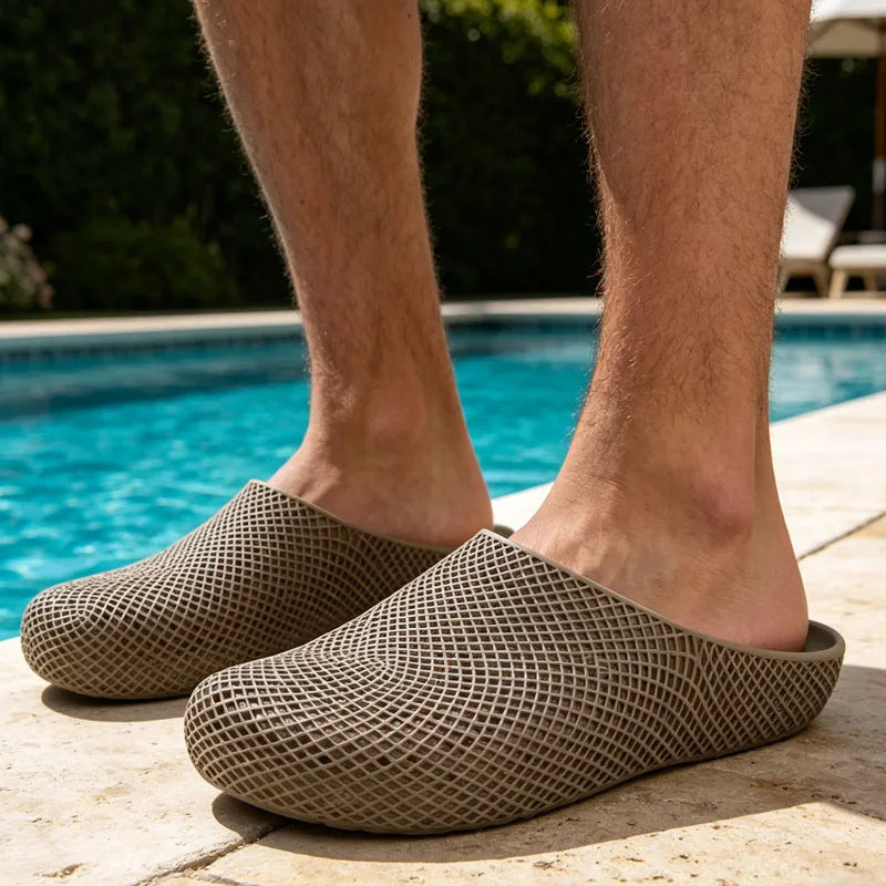 Slip on Work Clogs for Men Summer Breathable Anti Slip Kitchen Safety Shoes Lightweight Indoor Outdoor Garden Sandals Vue